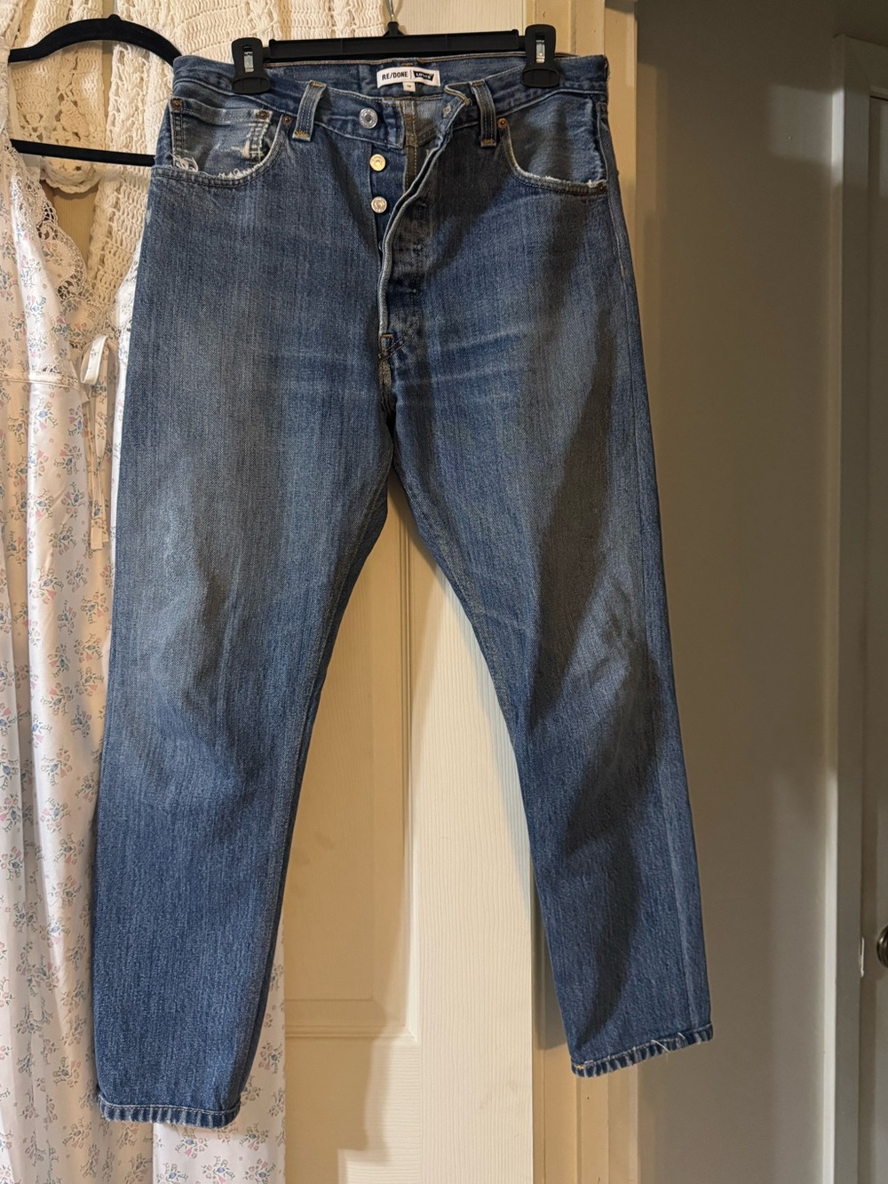 RE/DONE LEVI’S HIGH RISE ANKLE CROP JEANS